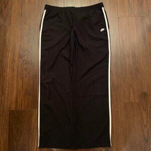 Y2K baggy Nike track pants